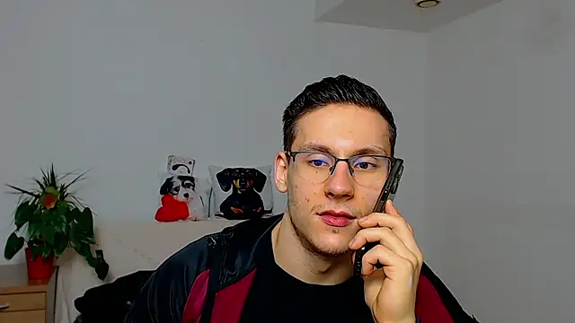 ZeinMiracles online show from December 4, 7:11 pm