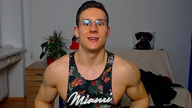 ZeinMiracles online show from December 14, 11:31 pm