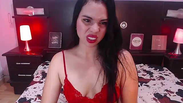 alyssabunnyy online show from October 16, 12:00 am