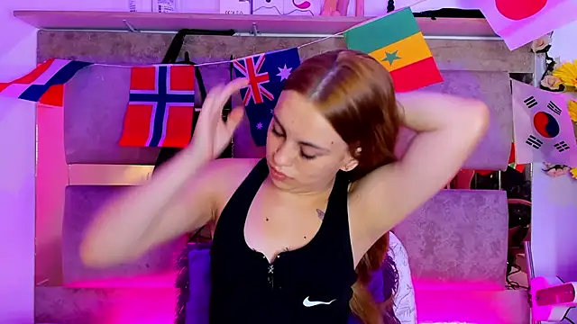 Snapshot of Natasha-Adams chatting on July 5, 9:11 pm Natasha-Adams online show from July 5, 9:11 pm
