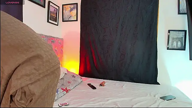 Snapshot of Michael_Lopez_1 chatting on February 8, 10:13 pm Michael Lopez 1 online show from February 8, 10:13 pm