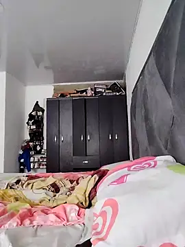 Perropa online show from February 26, 1:10 pm