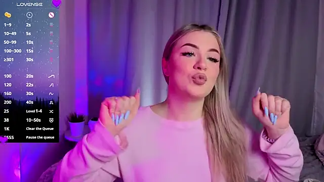 AliaBuerstatte online show from November 8, 7:12 pm