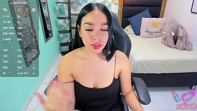 Snapshot of MOLLYSPENCER1 chatting on October 28, 7:16 pm MOLLYSPENCER1 online show from October 28, 7:16 pm