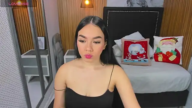 Snapshot of MOLLYSPENCER1 chatting on November 20, 7:02 pm MOLLYSPENCER1 online show from November 20, 7:02 pm