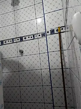 Snapshot of Exotic19cm chatting on November 26, 11:17 pm Exotic19cm online show from November 26, 11:17 pm