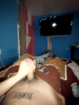 Snapshot of Exotic19cm chatting on December 14, 4:01 pm Exotic19cm online show from December 14, 4:01 pm