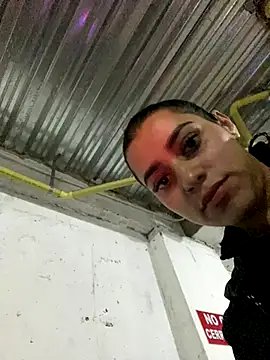 Snapshot of AlannaEvons chatting on October 27, 6:23 pm AlannaEvons online show from October 27, 6:23 pm