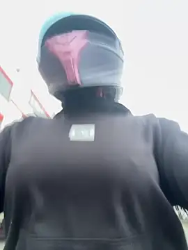 Snapshot of AlannaEvons chatting on November 10, 5:34 pm AlannaEvons online show from November 10, 5:34 pm