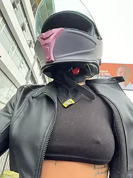 AlannaEvons online show from February 25, 3:54 pm