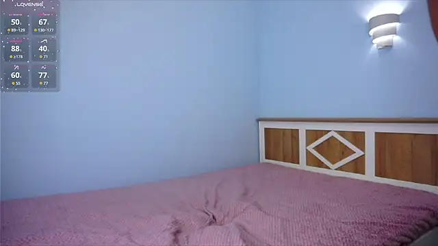 Snapshot of JerrieCham chatting on November 20, 4:01 am JerrieCham online show from November 20, 4:01 am