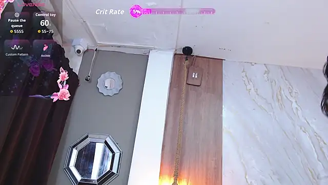 Snapshot of honeymoon_12 chatting on May 4, 6:53 am honeymoon 12 online show from May 4, 6:53 am