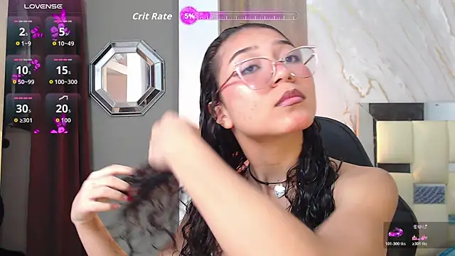 Snapshot of honeymoon_12 chatting on May 22, 6:42 am honeymoon 12 online show from May 22, 6:42 am