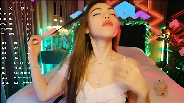 MimiFors online show from September 24, 3:59 pm