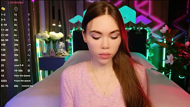 MimiFors online show from October 16, 5:47 pm