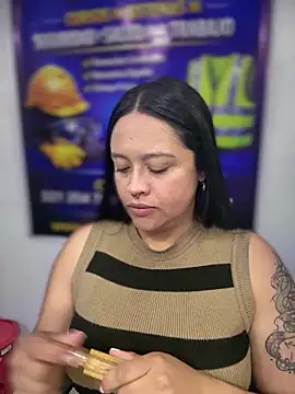 -Mia1 online show from April 25, 1:14 pm