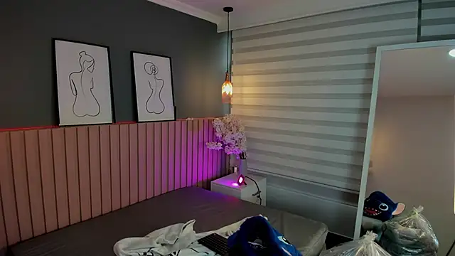 Maraia Ford online show from November 27, 8:11 pm