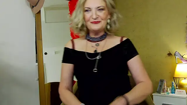 Allura Jenson online show from May 16, 9:13 pm