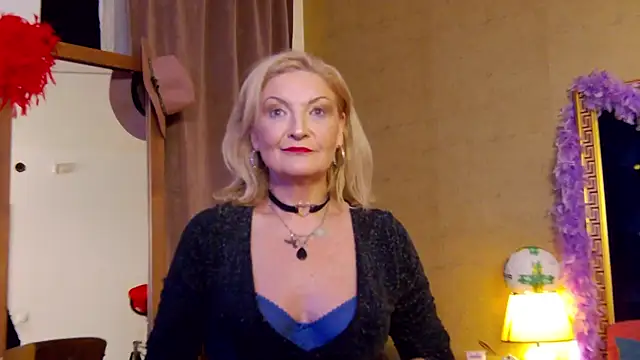Allura Jenson online show from June 14, 9:39 pm