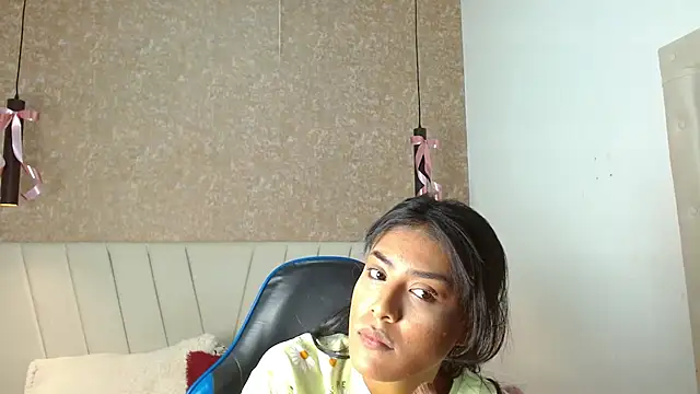 babilett online show from November 24, 11:43 am