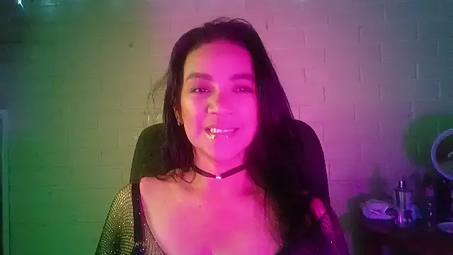 MiiaVelasquez online show from July 22, 4:48 am