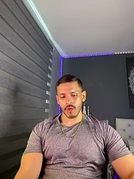 Snapshot of TianZilac chatting on January 17, 7:28 pm TianZilac online show from January 17, 7:28 pm