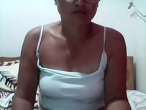 nathalie0045 online show from October 19, 11:44 am