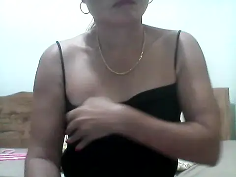 nathalie0045 online show from February 14, 9:17 am