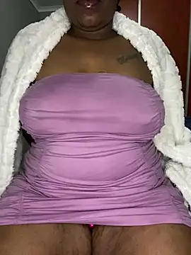 Snapshot of fatpussydallx chatting on July 17, 3:24 am fatpussydallx online show from July 17, 3:24 am