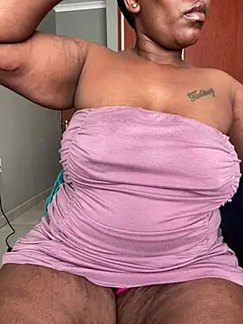 Snapshot of fatpussydallx chatting on July 25, 9:51 am fatpussydallx online show from July 25, 9:51 am