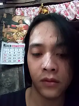 Snapshot of newbabeladyboy chatting on September 19, 5:42 am newbabeladyboy online show from September 19, 5:42 am