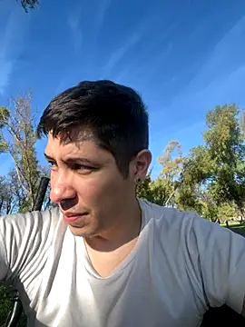 Snapshot of 9999Alez chatting on October 10, 7:46 pm 9999Alez online show from October 10, 7:46 pm