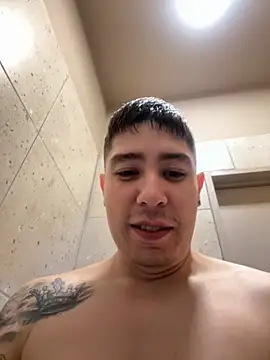 Snapshot of 9999Alez chatting on October 17, 7:38 pm 9999Alez online show from October 17, 7:38 pm