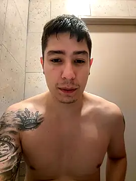 Snapshot of 9999Alez chatting on October 30, 7:36 pm 9999Alez online show from October 30, 7:36 pm