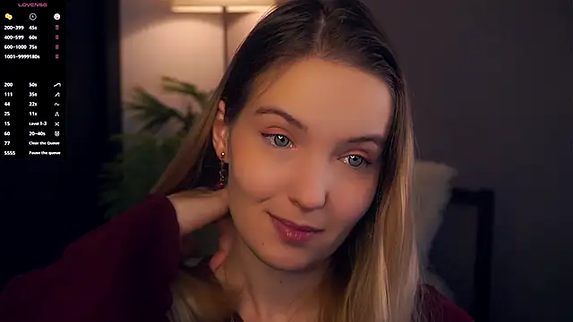 HongTomczak online show from October 22, 6:13 am