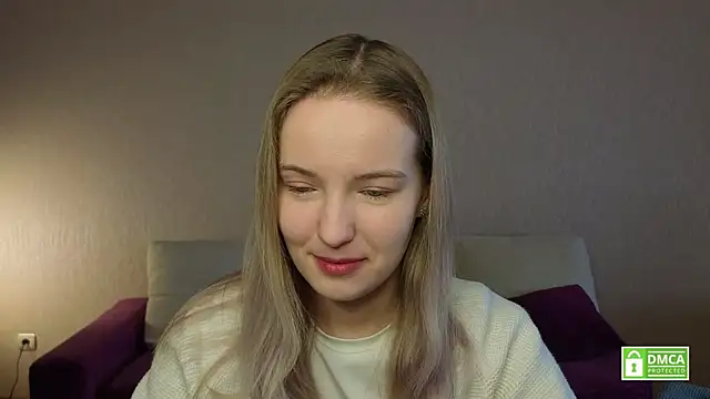HongTomczak online show from April 28, 7:35 am