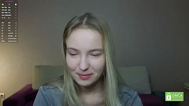 HongTomczak online show from May 26, 7:48 am