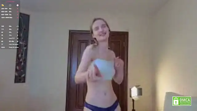 Snapshot of HongTomczak chatting on July 14, 10:32 am HongTomczak online show from July 14, 10:32 am