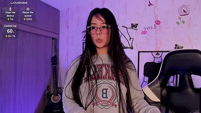 Snapshot of carito_k chatting on November 9, 8:07 pm carito k online show from November 9, 8:07 pm