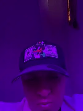 Snapshot of Jrivera22 chatting on October 24, 6:48 pm Jrivera22 online show from October 24, 6:48 pm