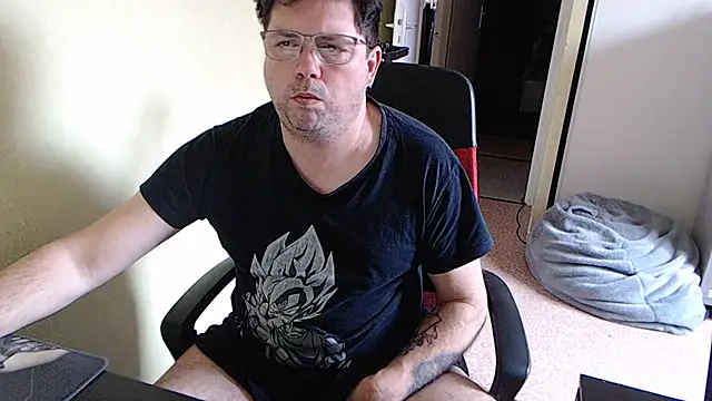 blueandwhite1 online show from February 18, 3:32 pm