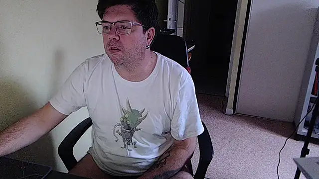 blueandwhite1 online show from December 19, 2:46 pm