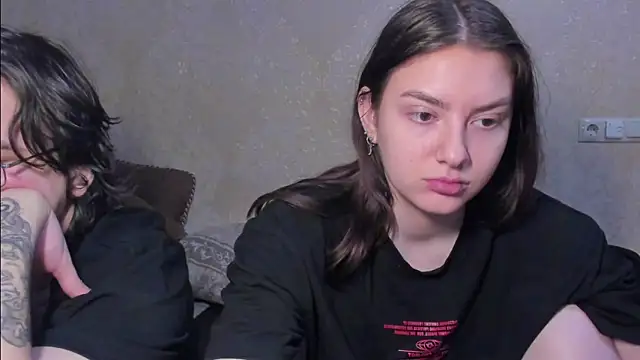 muuur fam online show from December 16, 9:31 pm