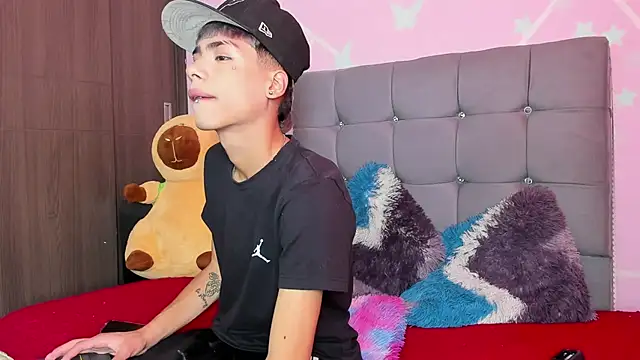 Snapshot of Playboy_Andersex chatting on September 12, 4:18 pm Playboy Andersex online show from September 12, 4:18 pm