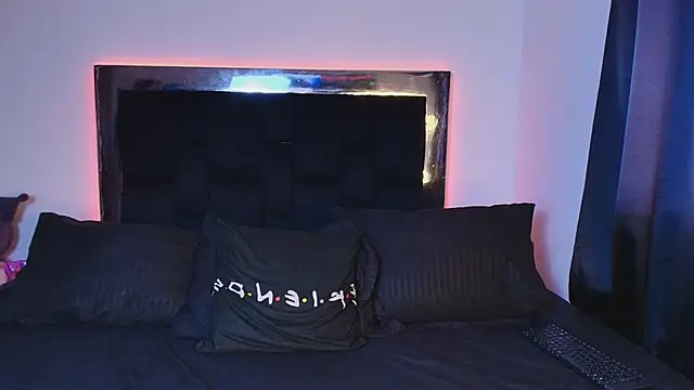 madisonwalkeeer online show from February 14, 10:39 pm