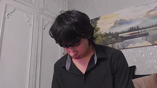 Snapshot of Tyler_durten chatting on June 7, 4:22 pm Tyler durten online show from June 7, 4:22 pm