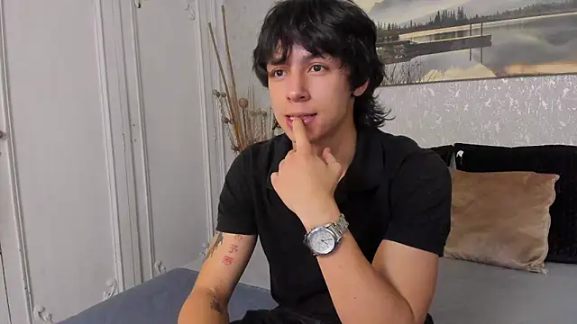 Snapshot of Tyler_durten chatting on June 22, 3:58 am Tyler durten online show from June 22, 3:58 am