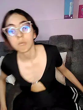 AnnieSparkle online show from October 16, 12:44 am