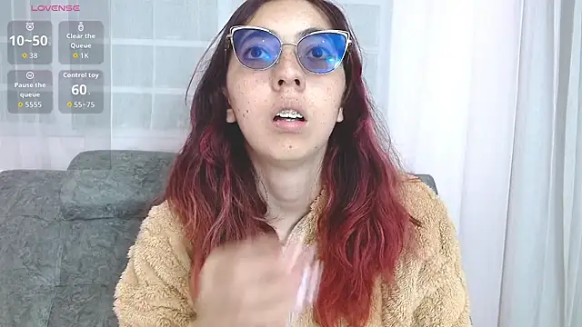 AnnieSparkle online show from July 17, 4:12 pm