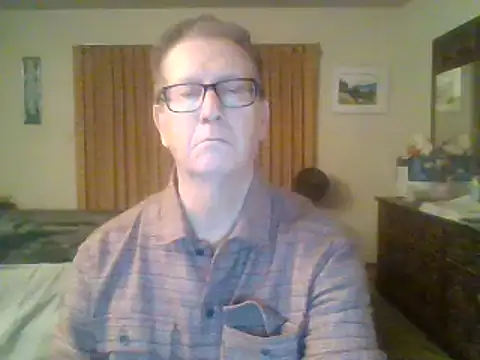 Snapshot of camminmichaellll chatting on February 9, 5:50 am camminmichaellll online show from February 9, 5:50 am